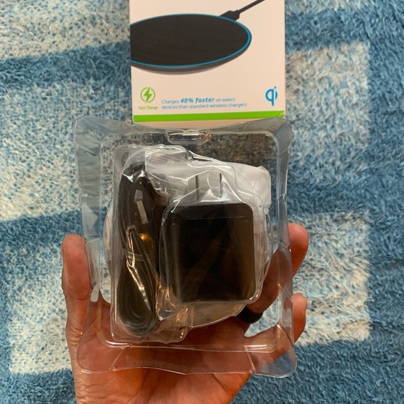 AT&T Wireless Charge Pad - Picture 3 of 3